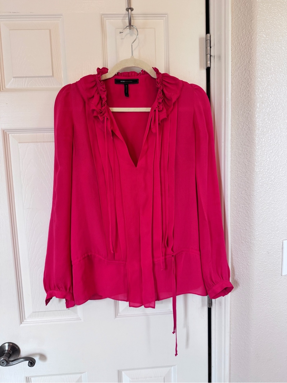 BCBGMaxAzria Fuchsia Hot Pink Ruffle Pleated 100% Silk V-Neck Blouse